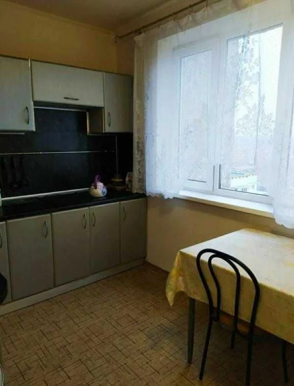 2к квартира 55м , улица 92 Бригады