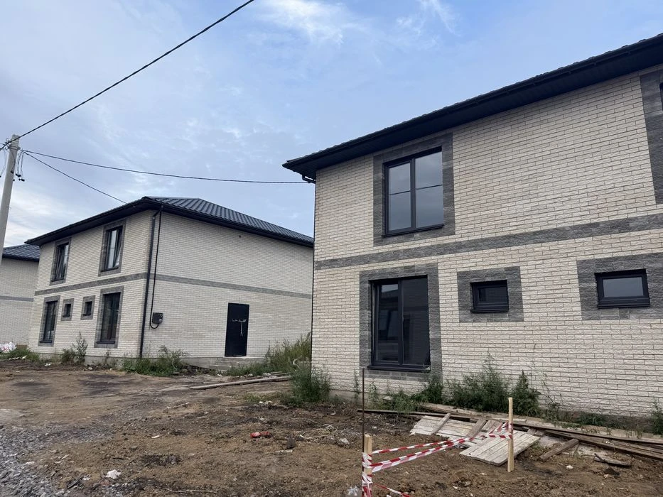 Duplex for sale on Nemyrivskoye Highway