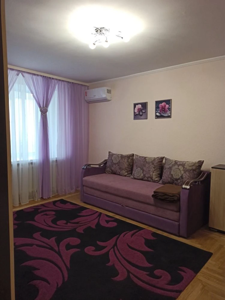 Продаж чудової 1к.кв. просп.Лобановського 12
