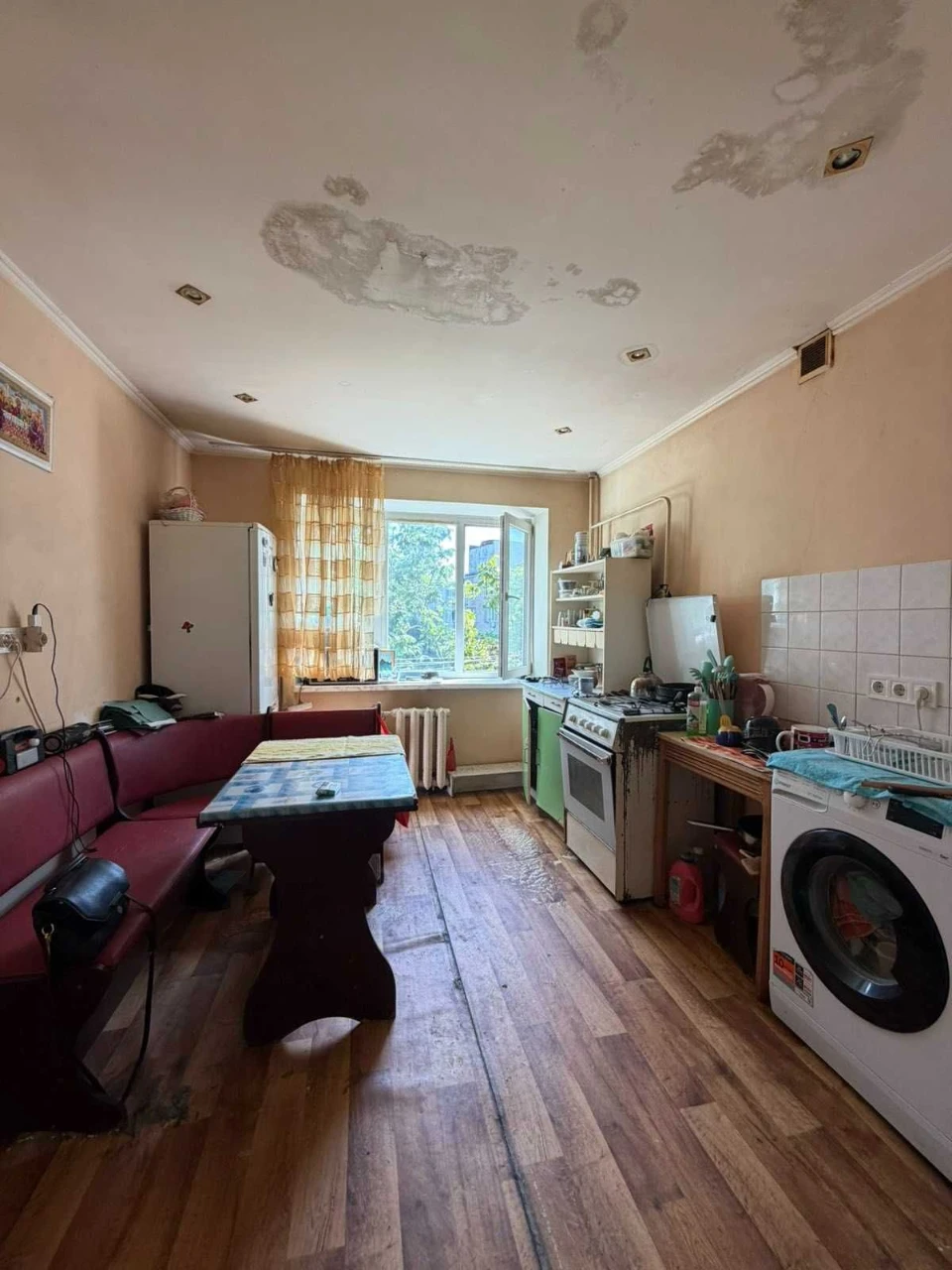 Продам 6-ти комнатную квартиру на Фонтане. Район 2-3 ст. Бол
