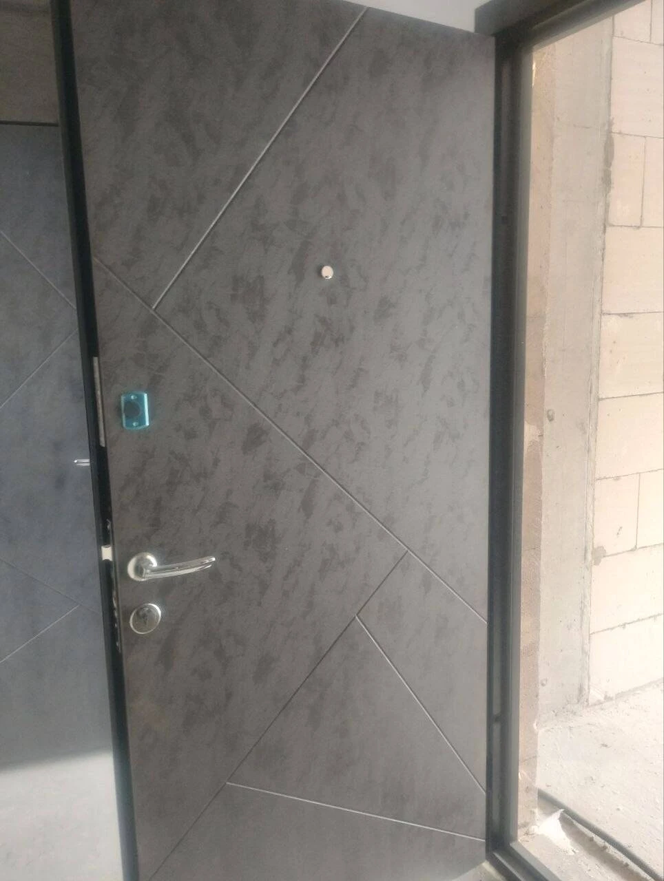 1-room apartment. smart. Solomyansky district. Owner