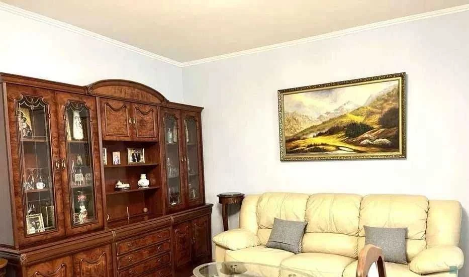 Продам 3-кімн. Старонаводницька вул. 7a, 100 м.кв