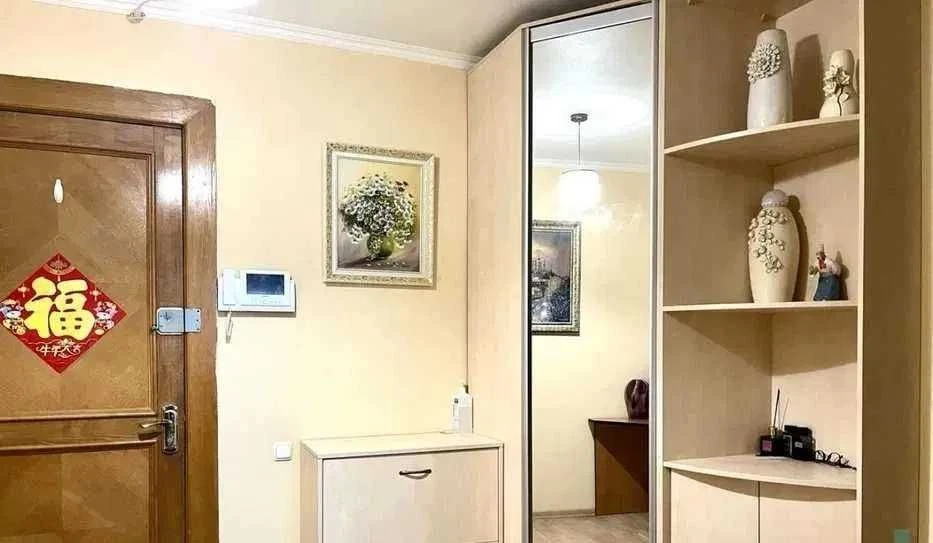 Продам 3-кімн. Старонаводницька вул. 7a, 100 м.кв