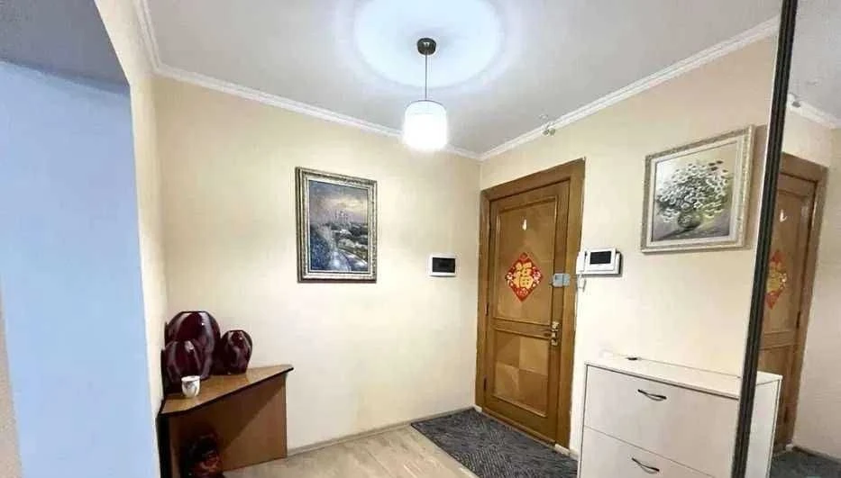Продам 3-кімн. Старонаводницька вул. 7a, 100 м.кв