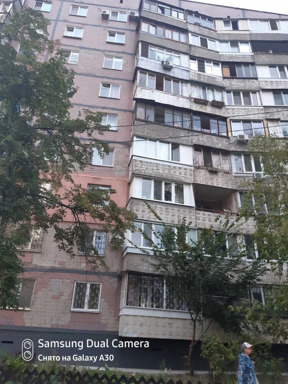 Продам 1 комнатную квартиру Победа 4