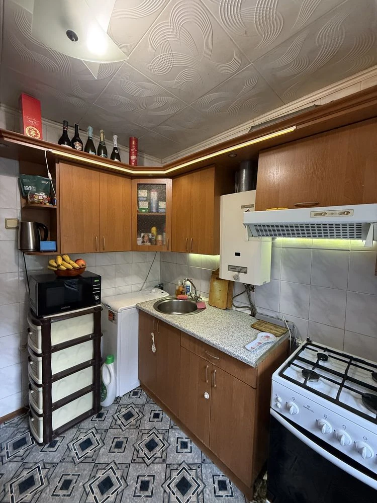 Продам 1 кімнатну квартиру на Велика Панасівська