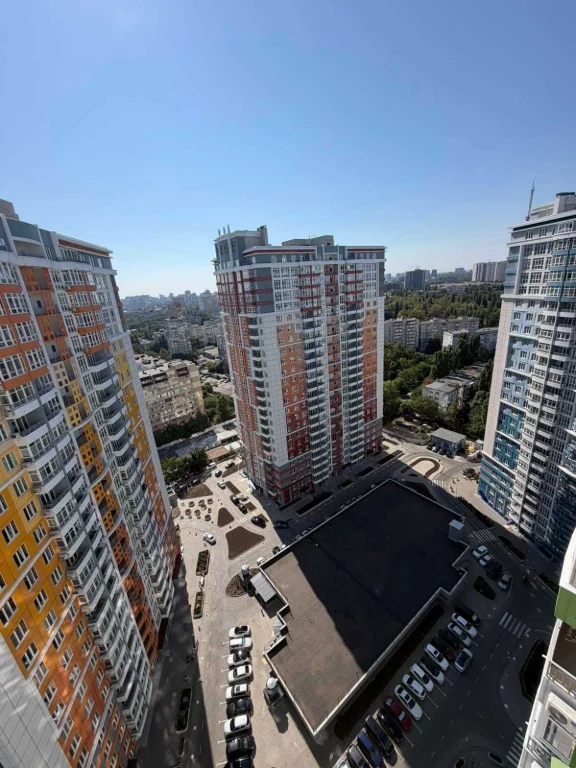 Продам квартиру в ЖК 4 сезона / Четыре Сезона. Приморский ра