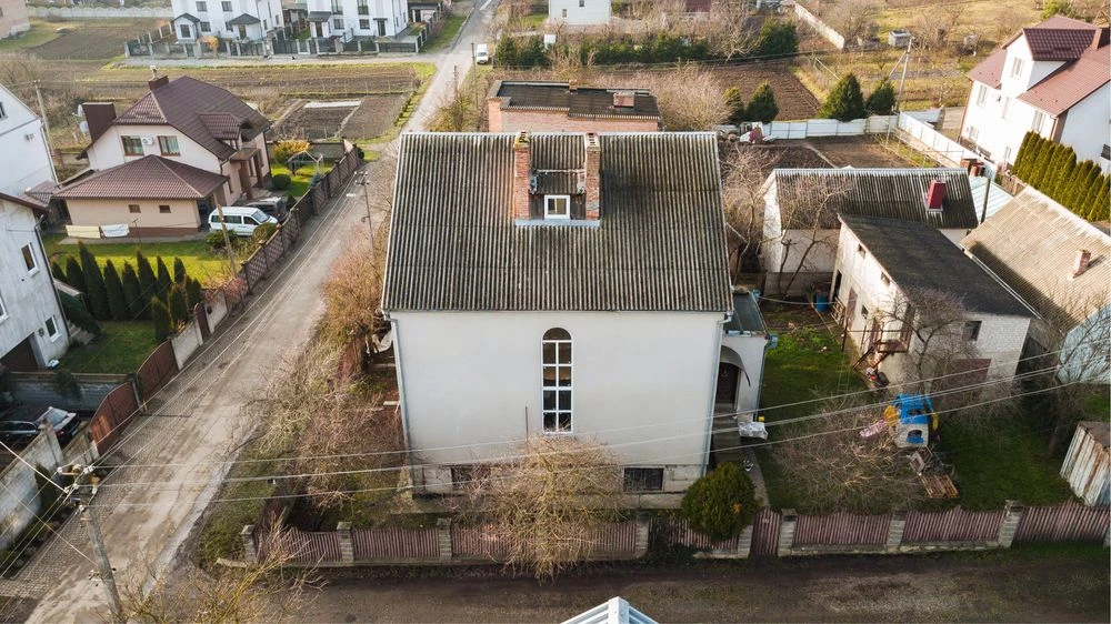 Терміновий продаж будинку, заходь і живи. 260 м2