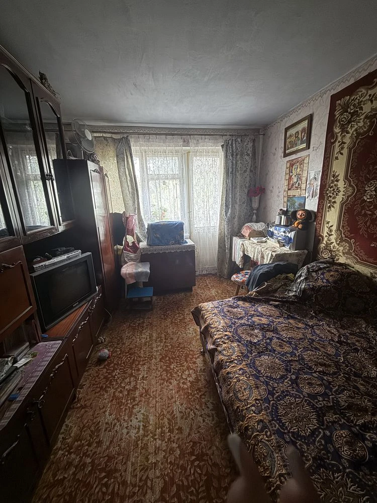 Продаж 1 кімнатноі квартири по пр.Миру