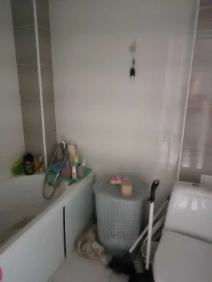 Продам 2к.кв. на пр-т. Байрона