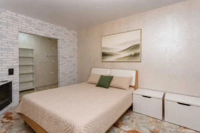 Sale of 2-room apartment 45 m², Gogolevskaya street, 11/39