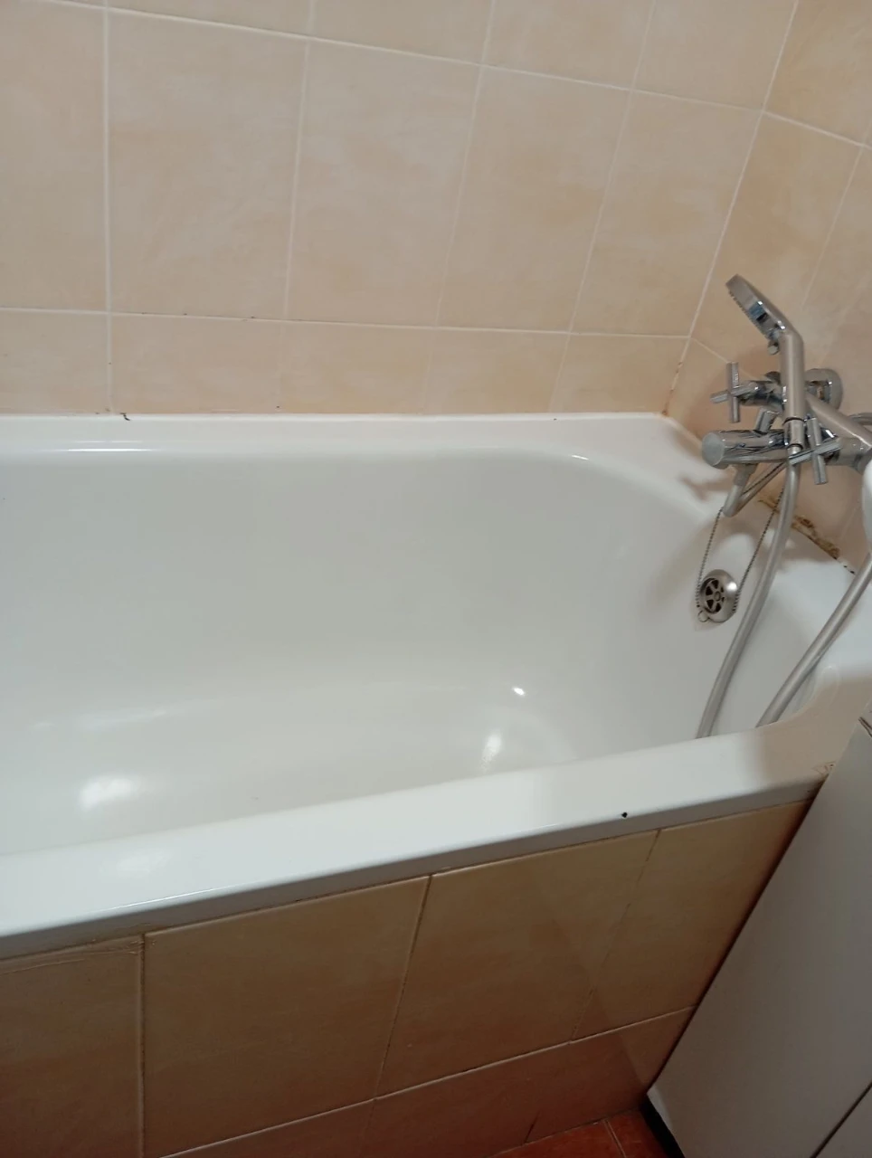 Продам комнату теплую светлую 17м2  ж/м Кротово  ( район 12