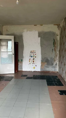 Продам 2- кімнатну квартиру на Бочарова ( Бувалкіна) / Добро