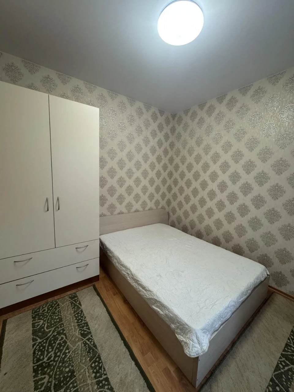 Продам 3-к квартиру-будинок з ремонтом на вул. Ватутіна/Б.Хм