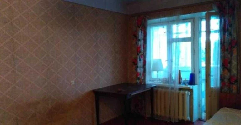 Продам 2-х комнатную квартиру метро Индустриальная