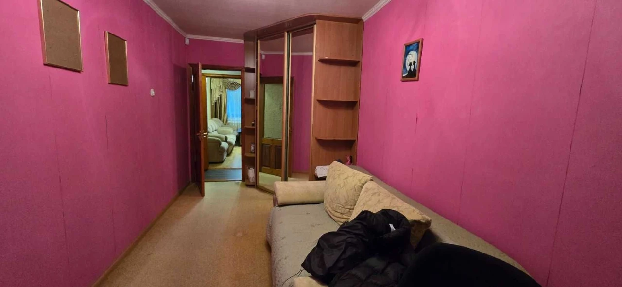 Продаётся 2 к квартира, метро Дворец Спорта