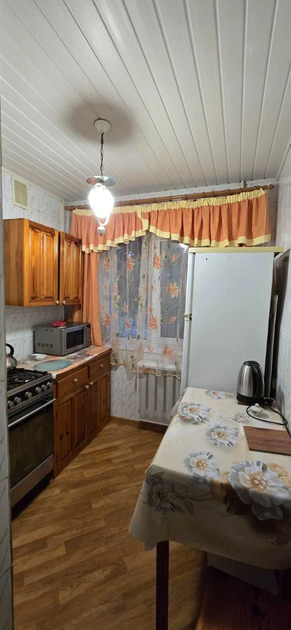 Продаётся 2 к квартира, метро Дворец Спорта
