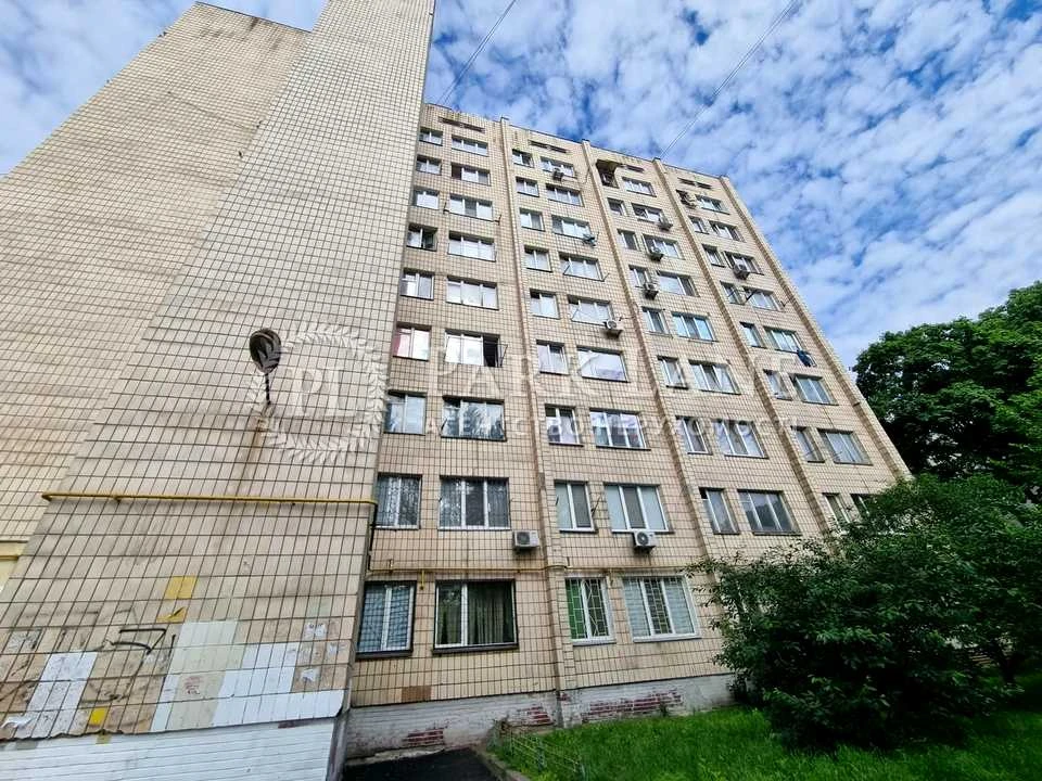 Квартира. Київ, Павла Петриченка вул.