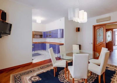 Продам 4-кімн. Ковпака вул. 17, 151 м.кв