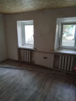 Продам 2 к. кв. Чечеловский р- н