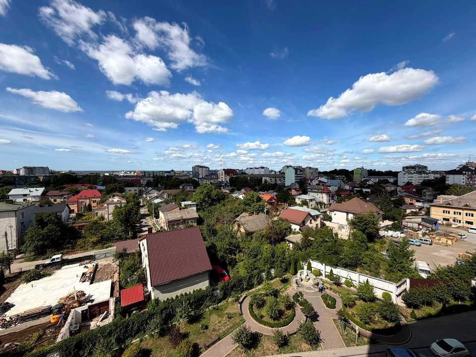 Квартира. Івано-Франківськ, Височана вул.