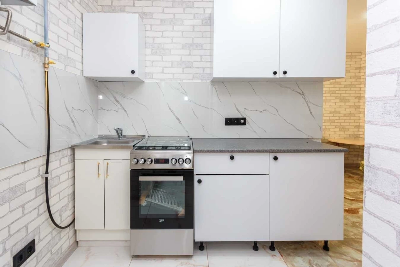 Sale of 2-room apartment 45 m², Gogolevskaya street, 11/39