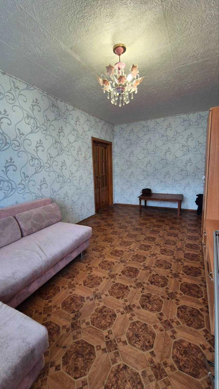 Продам 1к. кв. на Роганском ж/м, сторона Класса