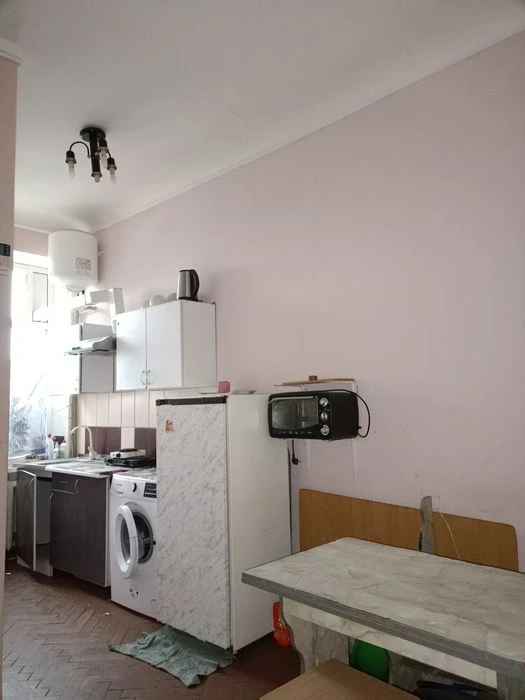 г.Днепр Продам 1 к.малосемейка