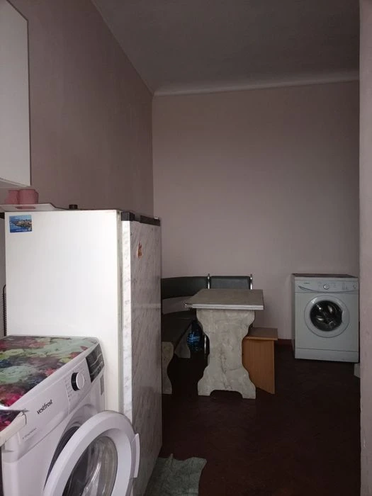 г.Днепр Продам 1 к.малосемейка
