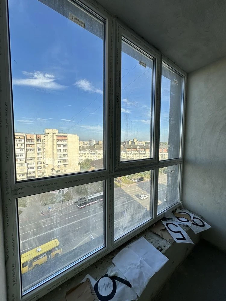 Продаж! 2 кім. квартира, ЖК Сонячний, Довженка / Мазепи
