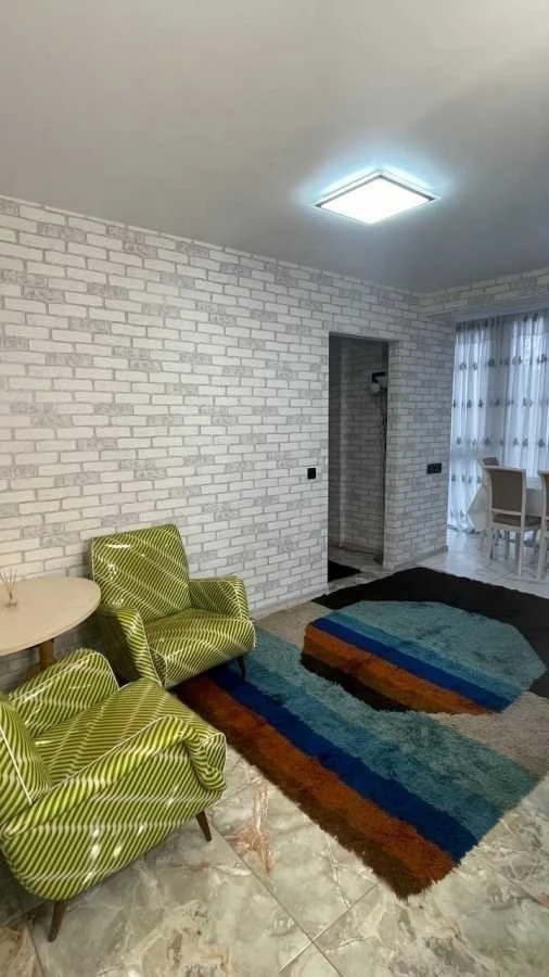 Sale of 2-room apartment 45 m², Gogolevskaya street, 11/39