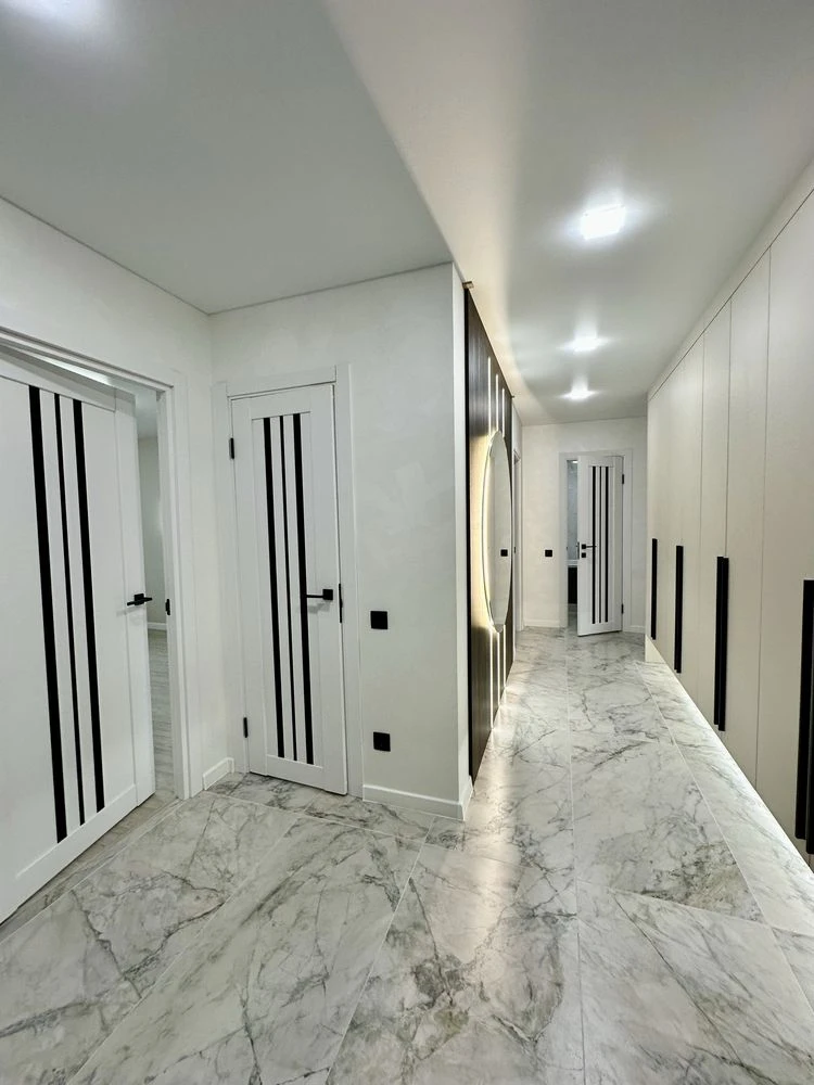 Продаж 3км квартири, цегляний будинок, вул. Текстильна