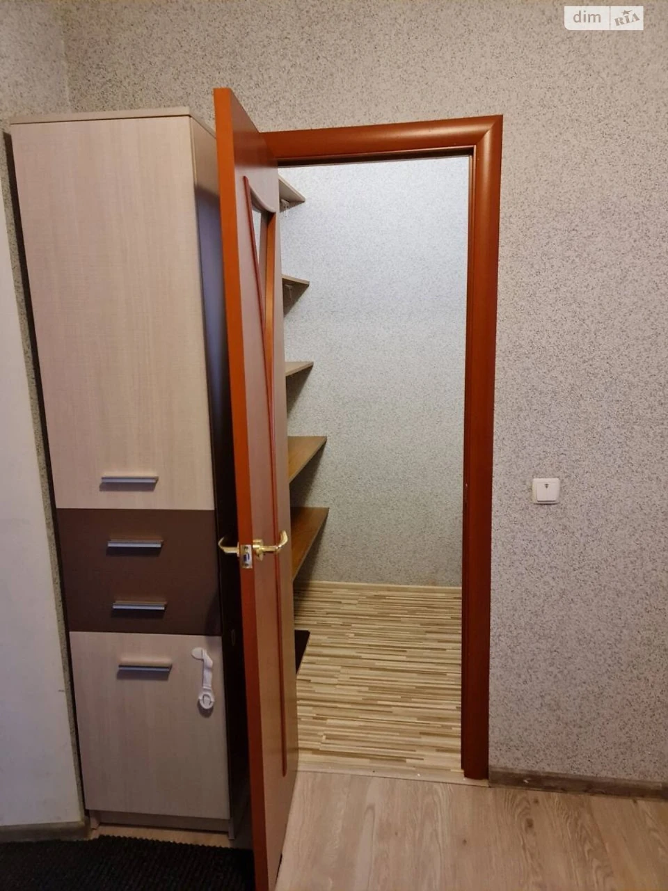 Довгострокова Оренда Квартира Аляска