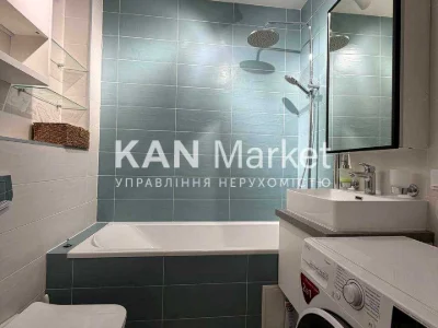 Квартира. Київ, Родини Кістяківських вул.