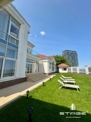 Elite house on French Boulevard! Panorama of the sea! Queens