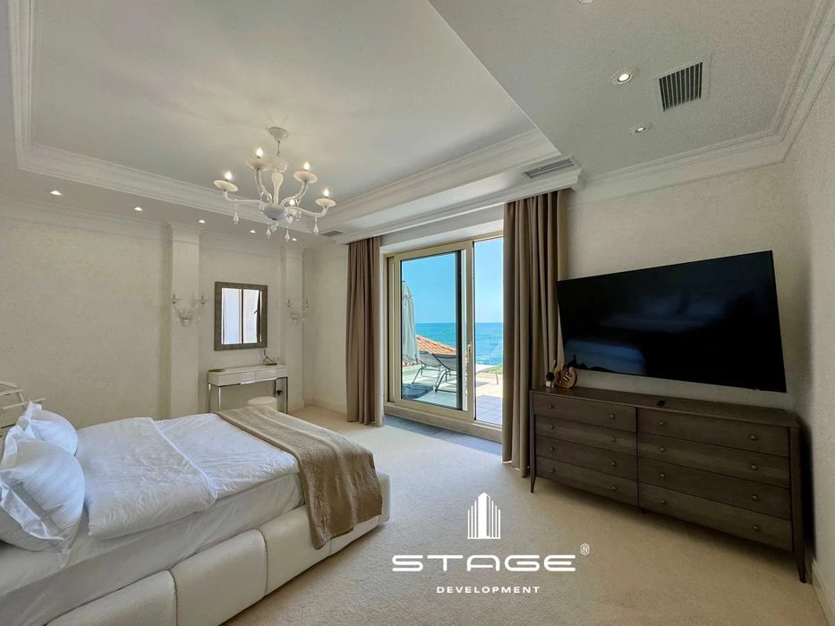 Elite house on French Boulevard! Panorama of the sea! Queens