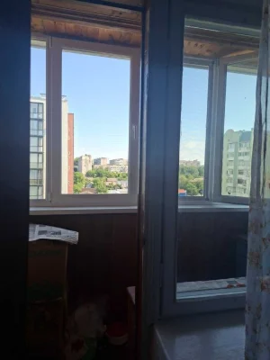 (3) Продам 3-комнатную квартиру на Замостье 0756