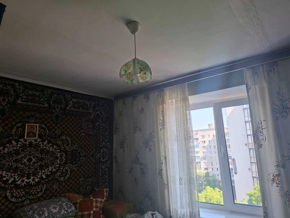 (3) Продам 3-комнатную квартиру на Замостье 0756
