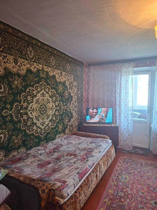 (3) Продам 3-комнатную квартиру на Замостье 0756