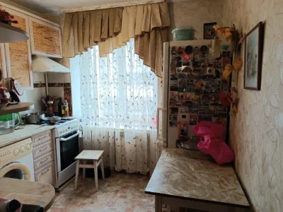 Продам 3 кімнатну квартиру з автономним опаленням в центрі м