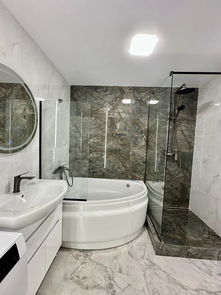 Продаж 2км квартира вул. Злуки, новобудова