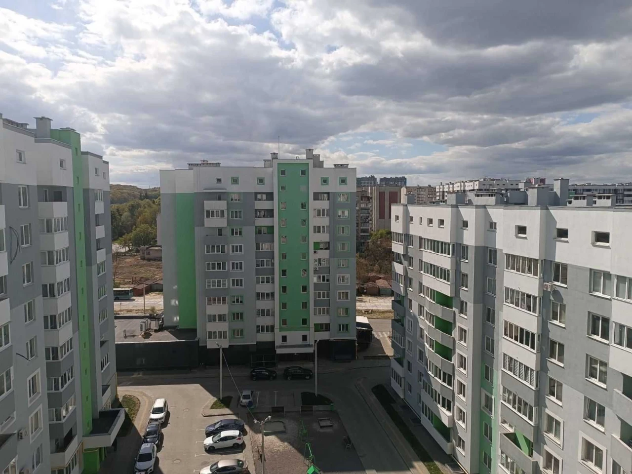 Продаж 3 кім. квартири в зданій  новобудові - 85 000$