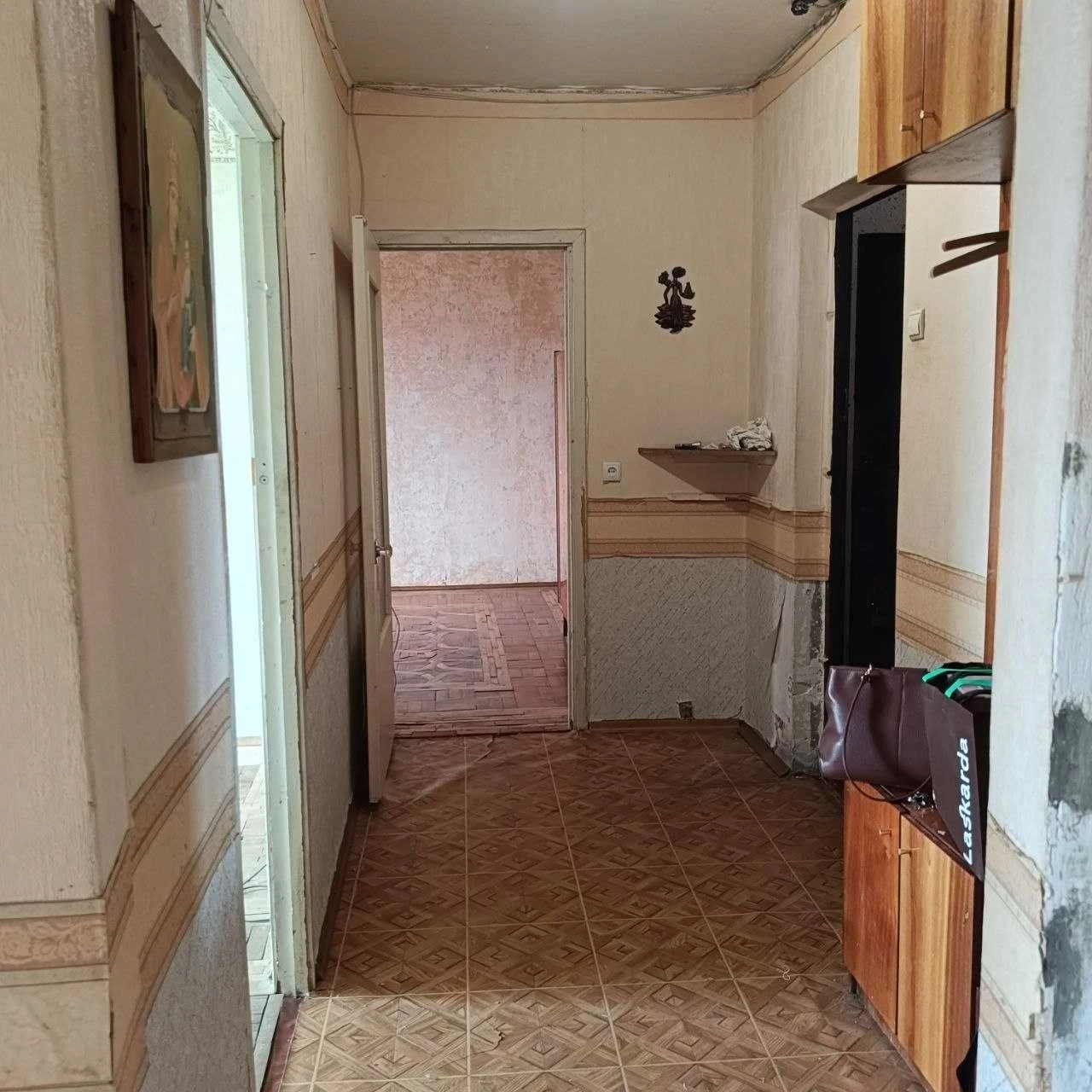 Продам 2-х кімнатну квартиру. Дарницький район, вул. Срібнок