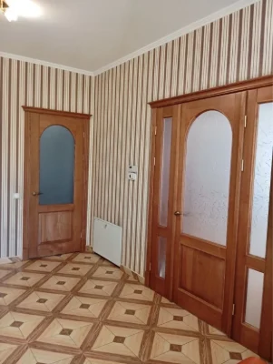Продаж добротного цегляного будинку