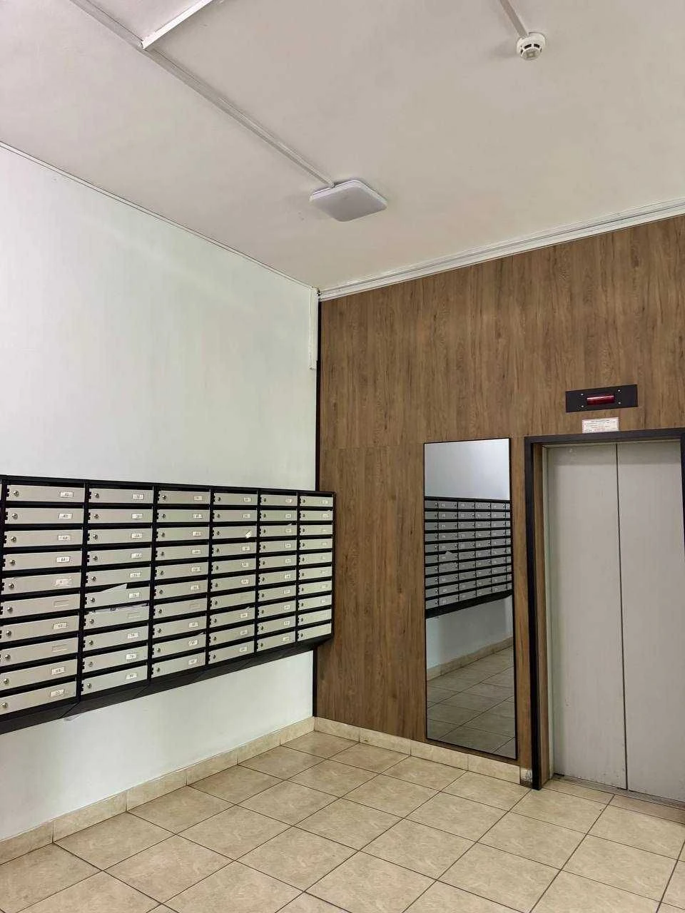 Продається компактна 2-кімнатна квартира, Центр