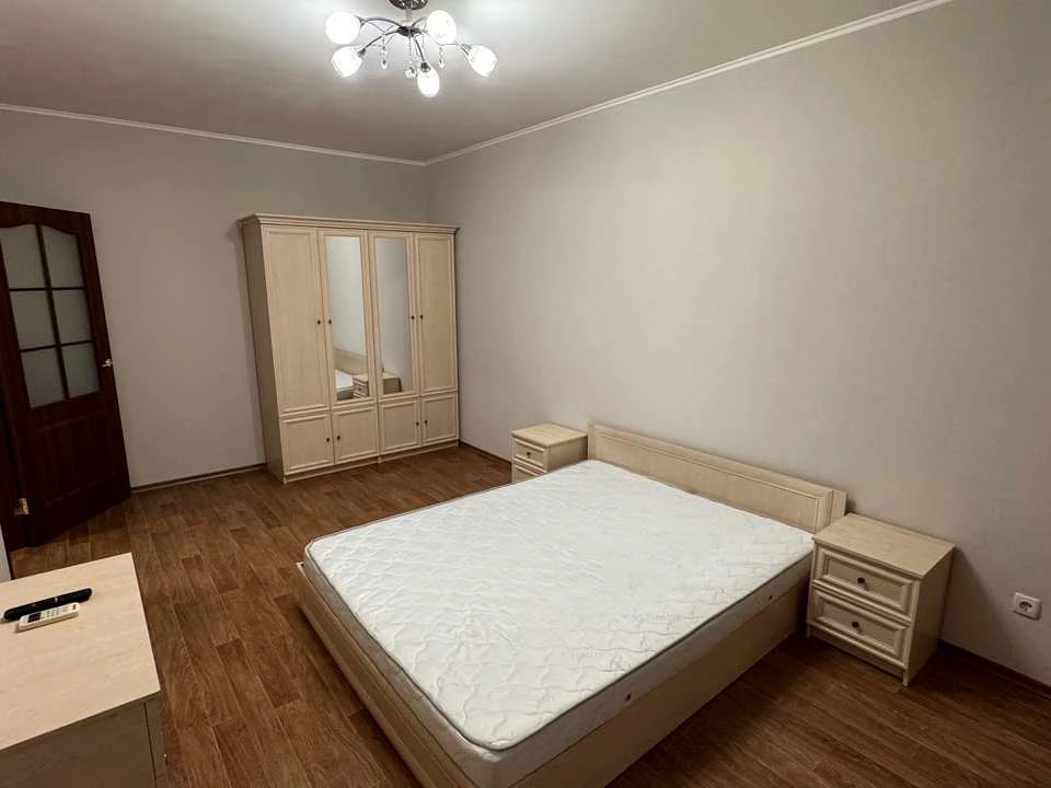 Квартира. Київ, Григорія Ващенка вул.