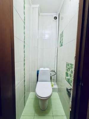 Продам 3кв 83м индивід.опалення 4/9 Ціна 71000₴