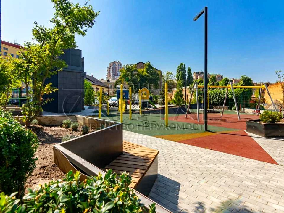 Квартира. Київ, Кудрявська вул.