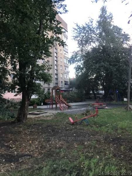 1 кім.кв. прт. Чорновола