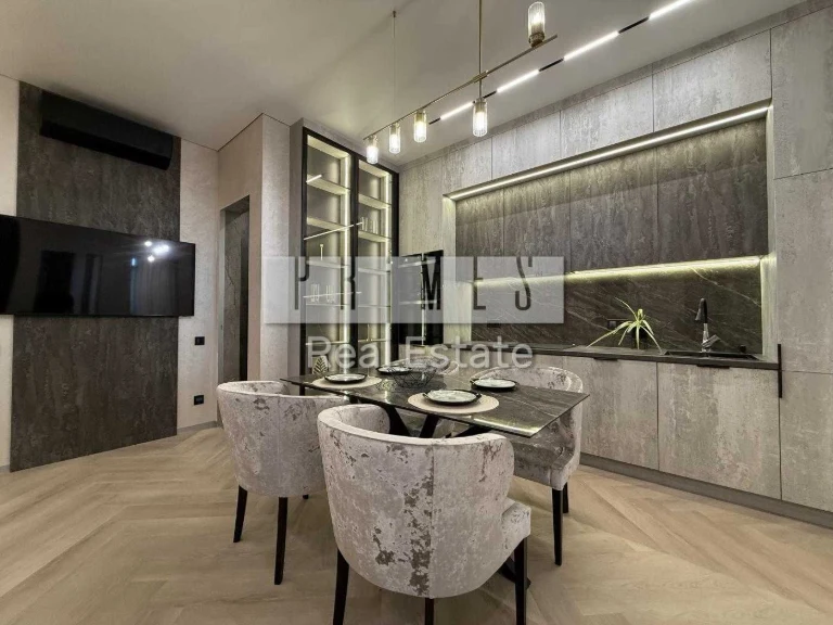 Продаж 2к квартири, ЖК Crystal Park Tower, Берестейський 42,